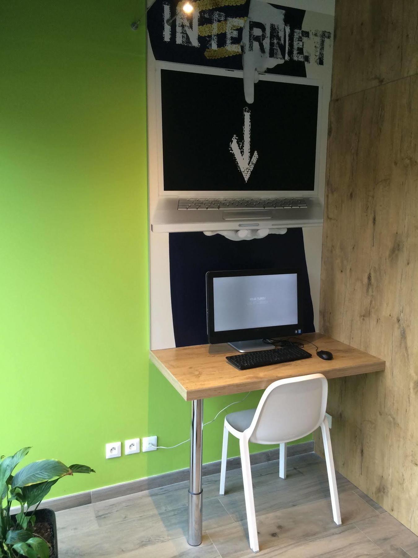 Ibis Budget Brignoles Provence 외부 사진