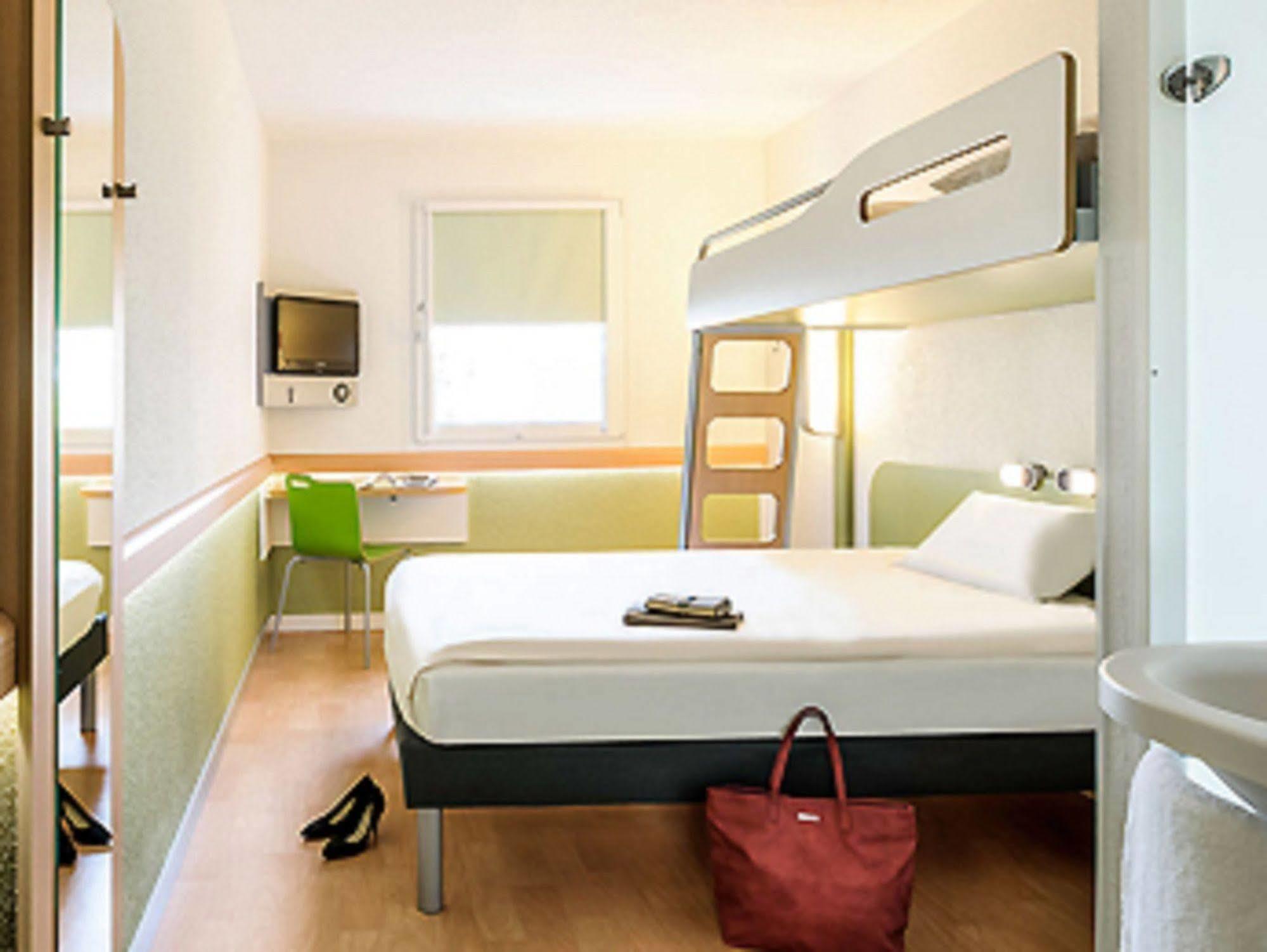 Ibis Budget Brignoles Provence 외부 사진