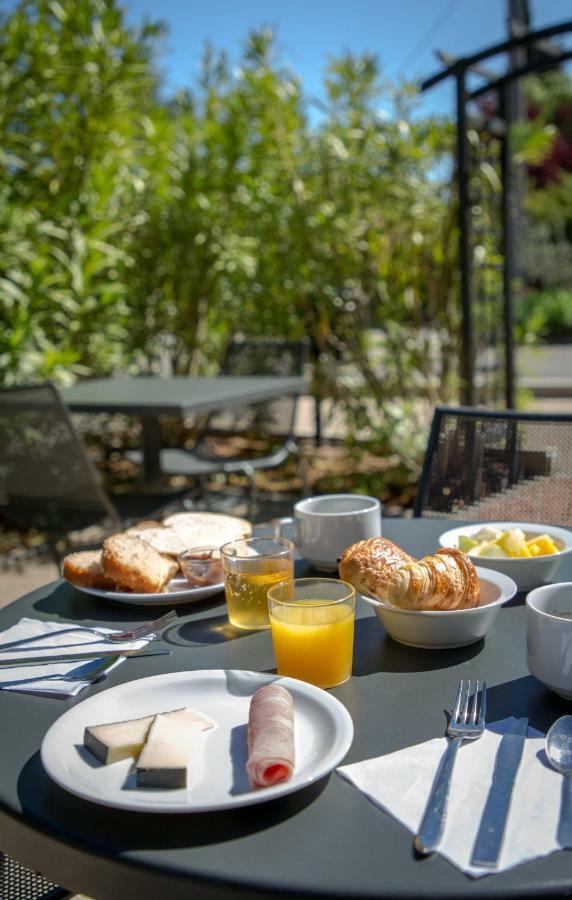 Ibis Budget Brignoles Provence 외부 사진